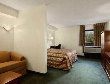 Hotel Days & By Wyndham