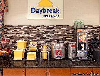 Hotel Days & By Wyndham